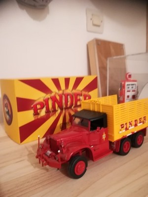 Remorque cirque pinder caisse 1/43 - Modélisme