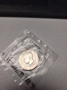 2015 P&D SET KENNEDY HALF DOLLAR CLAD TWO COINS SET UNCIRCULATED U.S. MINT - Picture 1 of 3