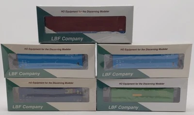 LBF HO Scale Assorted Freight Car Kits: 318100,1374,1802-1, 1334 [5] MT/Box - Image 1 of 3