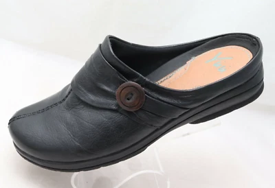 YUU Gilmore Womens Size 8M Black Leather Button Clog Slip On Loafer - Изображение 1 из 4