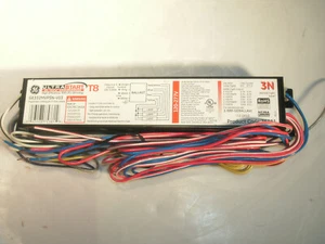GE/GENERAL ELECTRIC GE332MVPSN-V03 ELECTRONIC BALLAST 120-277V 3 LAMP T8 - Picture 1 of 2