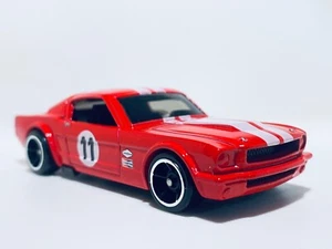Loose 2008 Hot Wheels '65 Mustang Fastback "2008 New Models Series" - Picture 1 of 11