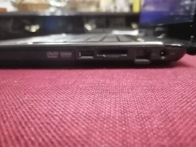 Notebook Asus Intel Pentium P6200  2.13GHz  4.00GB  SSD 500GB - Immagine 1 di 4