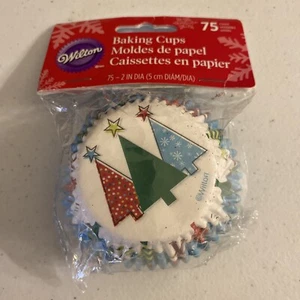 Wilton Christmas Tree and Snowmen Baking Cups 75 ct #1815 - NEW - Picture 1 of 6