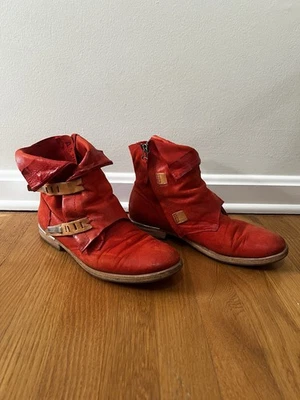 Botines con hebilla de cuero rojo AS98 con cremallera lateral W41 Foto 1 de 4