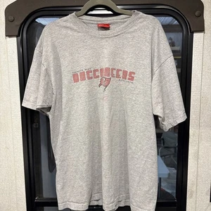 Men’s Reebok Tampa Bay Buccaneers Short Sleeve Gray T-Shirt Size Large W/defect - Picture 1 of 13
