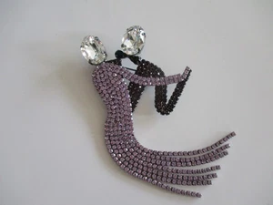 VINTAGE BUTLER AND WILSON DANCERS BROOCH - Picture 1 of 11