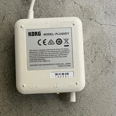 Korg Plugkey Mobile MIDI Audio White Good GP - Image 1 of 2