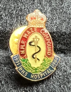 INSIGNIA PIN HMP LABERINTO COMPUESTO PHS (SERVICIO DE SALUD PÚBLICA) HOSPITAL 1971-1988 - Imagen 1 de 3