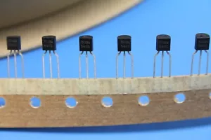 Transistor bipolar (BJT) NATIONAL 2N5401 PNP 600mA 150V 625mW TO-92, QTY-100 - Imagen 1 de 1