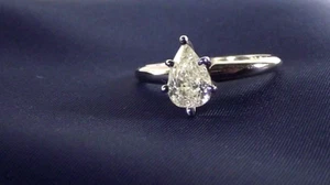 1.15 Carat Natural Pear Shape Diamond in 14 karat White Gold Solitaire ring - Picture 1 of 6