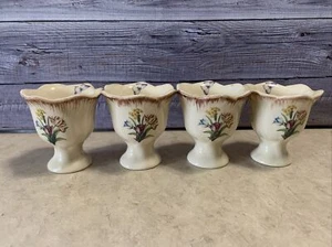 Vintage Stck 4 Eierbecher Halter Porzellan Blumen Schmetterling Sockel Ostern Vintage - Bild 1 von 5