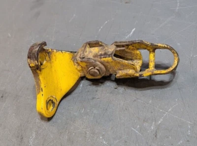 Держатель кронштейна для левой ножки Suzuki DR250 DR350 1990-1995 - Изображение 1 из 2