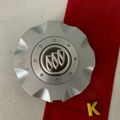 #K (1) Tapacubos central Buick Lacrosse Allure Factory OE plateado 9595038 2005-2009  Foto 1 de 4