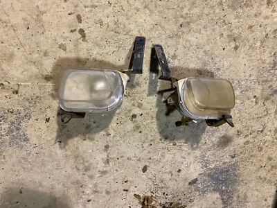 Luces antiniebla cuadradas para parachoques delantero derecho e izquierdo 98-00 Volvo V70 S70 V70R #262E Foto 1 de 4