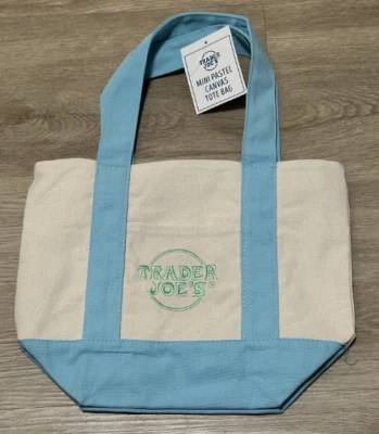 Trader Joe's NUEVO 💚 RARO BOLSO DE MANO REUTILIZABLE MINI LONA PASTEL BORDADO 💚 Foto 1 de 4