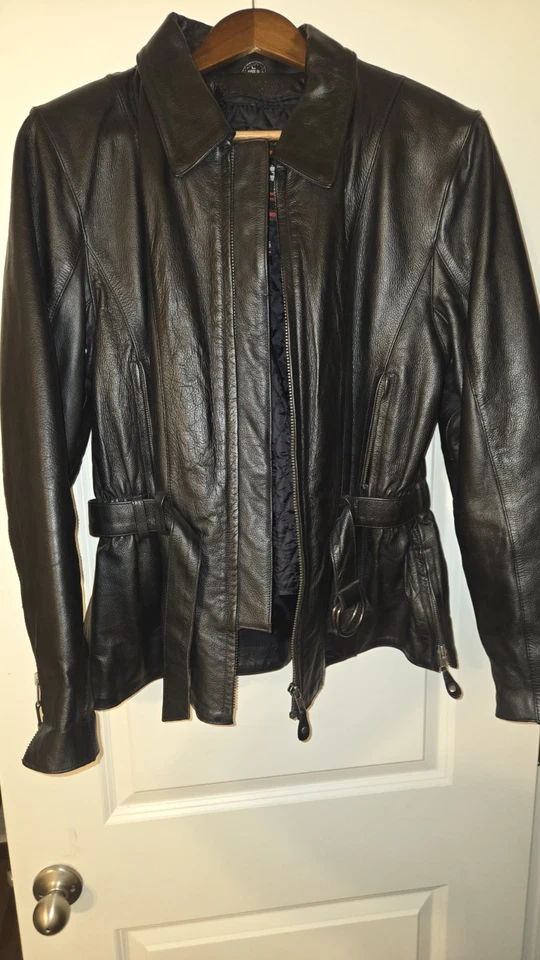 Chaqueta de cuero para mujer First Manufacturing Company talla L con forro aislante Foto 1 de 4