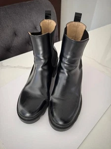 Gucci Stiefel Schuhe EU 38 US 8 Schwarz Original - Bild 1 von 24
