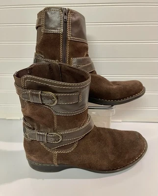 Botas Clarks femininas 10M marrom camurça tornozelo zíper fivela apito rancho - Imagem 1 de 4