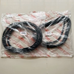 71–74 for TOYOTA Crown S60 MS60 MS70 sedan rear door weatherstrip rubber seal - Picture 1 of 2