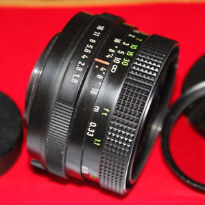 Objectif de mise au point manuelle Pentacon 50 mm f1,8 pour appareils photo à vis 35 mm M42 - fonctionne bien