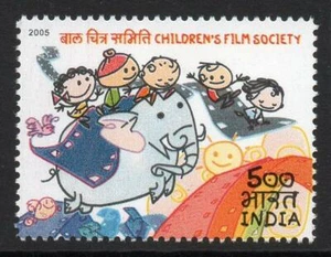 INDIEN MNH 2005 SG2293 50. Jahrestag der Kinderfilmgesellschaft - Bild 1 von 1