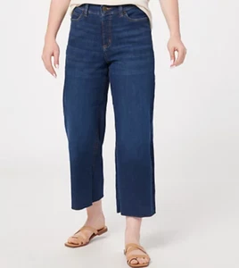 Denim & Co. Easy Stretch Denim zugeschnittene breite Beinjeans mit ausgefranstem Saum dunkel gewaschen 10 - Bild 1 von 3