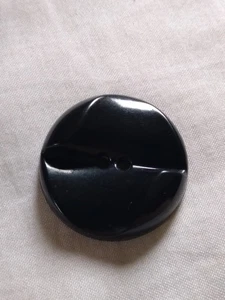 Vintage Ornate Black Plastic Button. - Picture 1 of 12