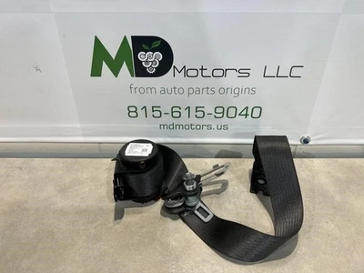 2018-2021 BUICK ENCLAVE REAR RIGHT SIDE 2ND ROW SEATBELT RETRACTOR 588103502 - Image 1 of 4