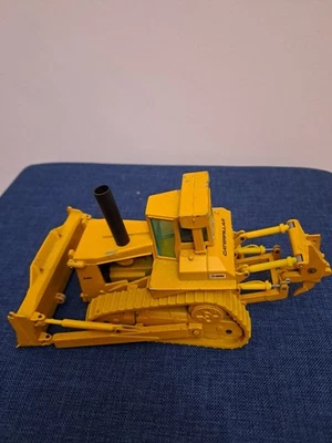 VINTAGE CONRAD-GESCHA  CATERPILLAR CAT D10  TRUCK-TYPE TRACTOR.  NO BOX - Immagine 1 di 4