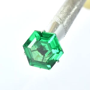 High Quality Garnet 9.75Ct Natural Fancy Cut Best Green CERTIFIED Loose Gemstone - Picture 1 of 8