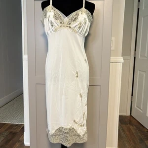 Vintage Ivory Lace Full Slip Sz M/L ? Nylon Slit Adjustable Straps V Neck READ - Picture 1 of 21