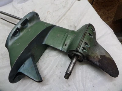 1950'S EVINRUDE BIG TWIN 25HP STD LOWER UNIT GEARCASE  JOHNSON MOTOR OUTBOARD - Image 1 of 4