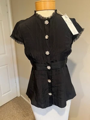 Nanette Lepore 100% 真丝短袖水钻花朵娃娃衬衫尺寸 4 — 第 1/4 张图片