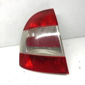 ŠKODA SUPERB MK1 2.5 TDI DIÉSEL LUZ TRASERA PASAJERO IZQUIERDO UNIDAD NSR 2006-2008 - Imagen 1 de 2