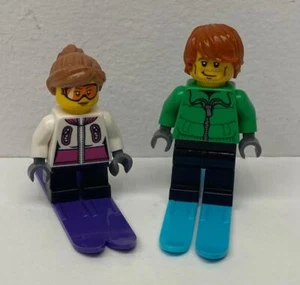 2 minifiguras Lego papá + hija esquiador alpino: vacaciones familiares invierno niña figura - Imagen 1 de 1