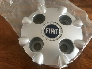 Tapa central rueda aleación Fiat Punto 99 en NUEVO GENUINO 16" ALEACIONES 46841339 14F - Imagen 1 de 5