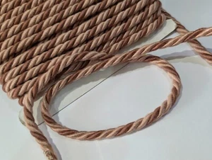 FULL CARD 24 metres dusky pinkish brown polyester cord braid trim 8mm wide - Picture 1 of 3
