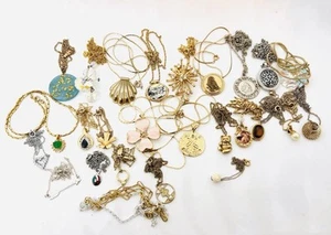 Konvolut 27 Trachten Halsketten Kristalle Plexiglas Konfetti emailliert Vintage Schmuck - Bild 1 von 10