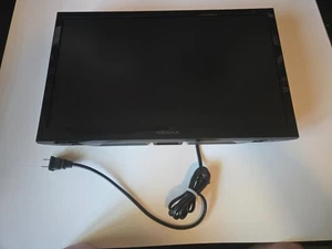 Insignia LED NS-19D310NA19 19 inch LED TV Flat Screen PC Monitor with wall mount - Picture 1 of 5