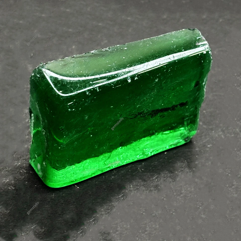 Lab Created Uncut Raw Rough Green Emerald 318.35 Ct Unique Gemstone Certified - Image 1 of 4