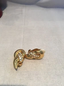 Signed Premier Design Gold Tone And Rhinestone Clip On Earrings. - Picture 1 of 10