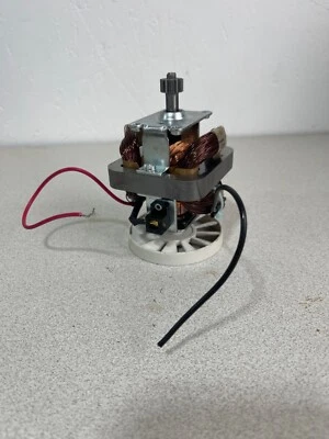 Black & Decker Food Processor FP4200 Replacement Part Motor Assembly - Image 1 of 4
