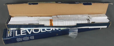 Dos cajas de persianas Levolor blancas sin usar, 23 x 42", se pueden recortar a 17" de ancho, nuevas Foto 1 de 3