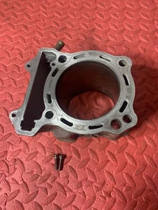 2003-2008 2007 Suzuki LTZ400 Engine Cylinder - Picture 1 of 9