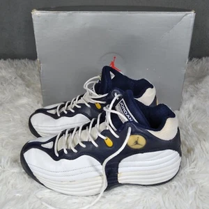 Nike Jordan Team 1 1997 NDS talla 9 blanco medianoche azul marino 136003-141 con caja original - Imagen 1 de 14