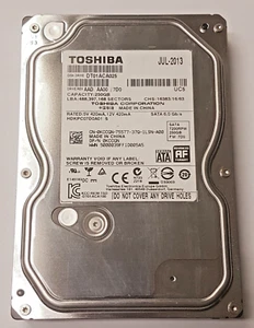 250 GB SATA Toshiba DT01ACA025 HDKPC07D0A01 7200 RPM 32MB HDD 3.5" Hard Drive - Picture 1 of 1