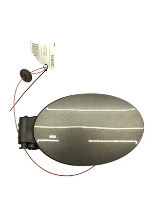 Maserati Levante M161 2017 tapa de puerta del tanque de combustible con bolsillo y tapa de gasolina | Grigio (571) Foto 1 de 4