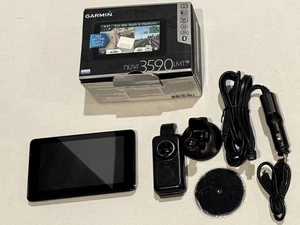 Garmin Nuvi 3590LM 5” LCD GPS Bundle - Picture 1 of 2