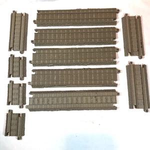 Thomas the Train & Friends TRACKMASTER Brown Track - Lote de 11 piezas rectas - Imagen 1 de 1